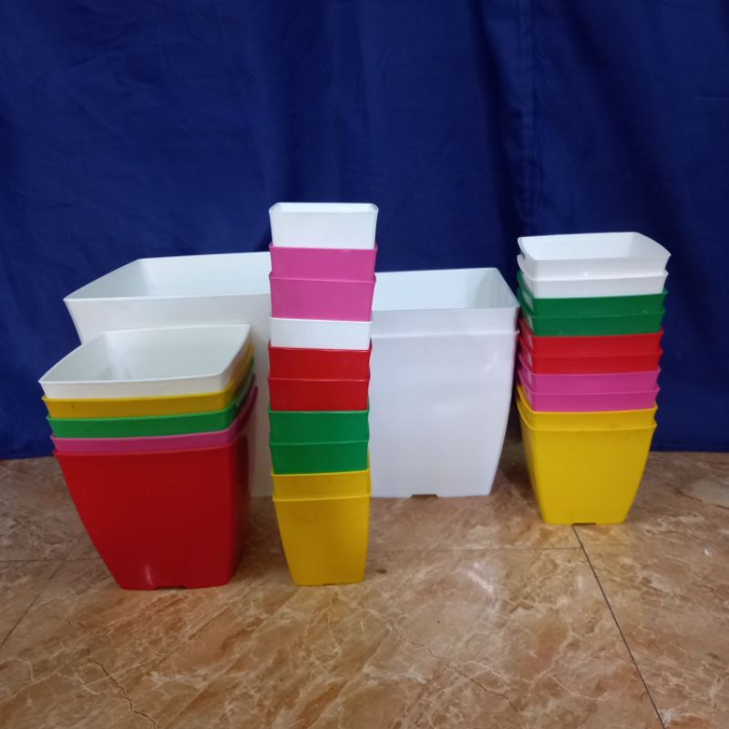 combo chậu nhựa vuông v9, chậu v12, chậu v15, chậu vuông v20, chậu v25