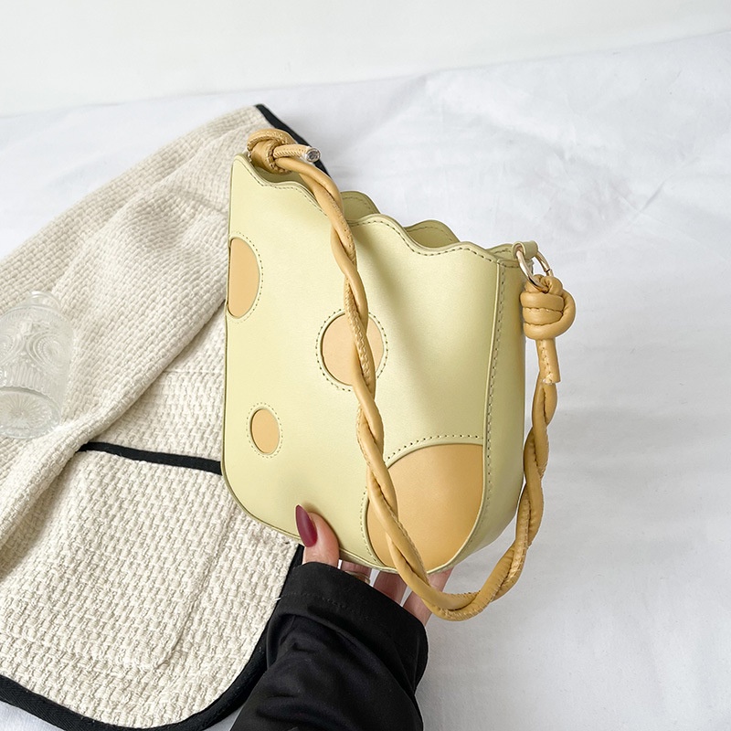 Túi Xách Đeo Vai Màu Vàng Hình Phô Mai Phong Cách Thời Trang Hàn Quốc Dành Cho Nữ