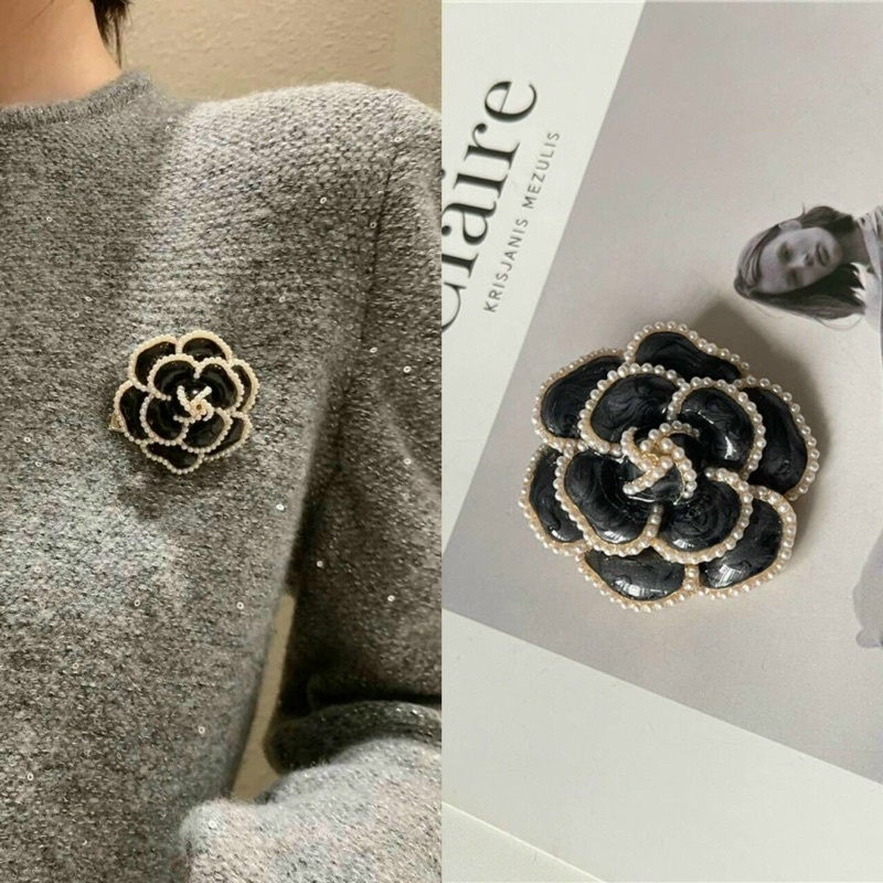 Ghim gim cài áo đính Ngọc trai giả hình hoa trà màu trắng đen thời trang cho nữ