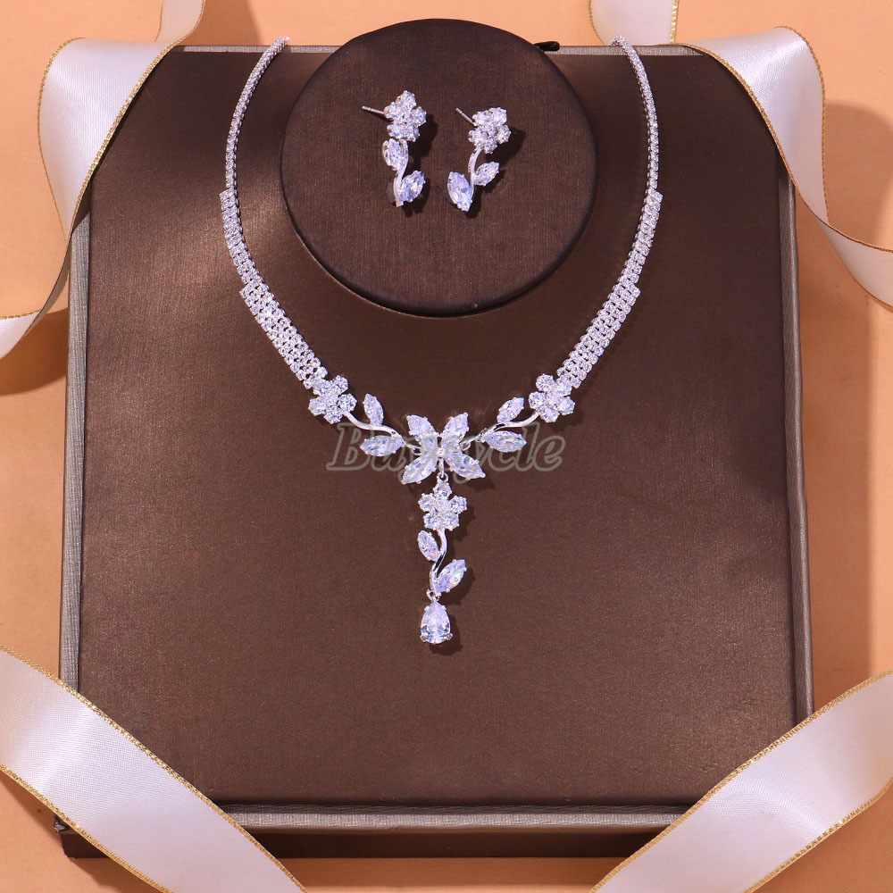 Bộ Vòng cổ + Bông Tai Đính Đá Zircon Sang Trọng Cho Cô Dâu