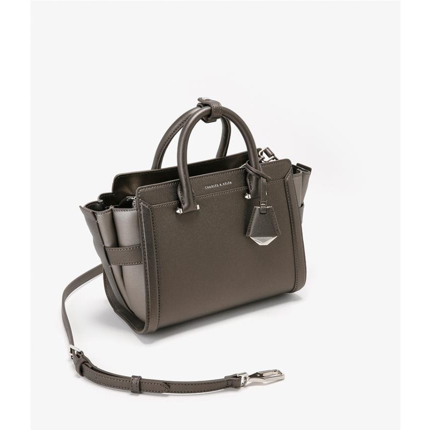 CHARLES & KEITH Siêu Chuẩn