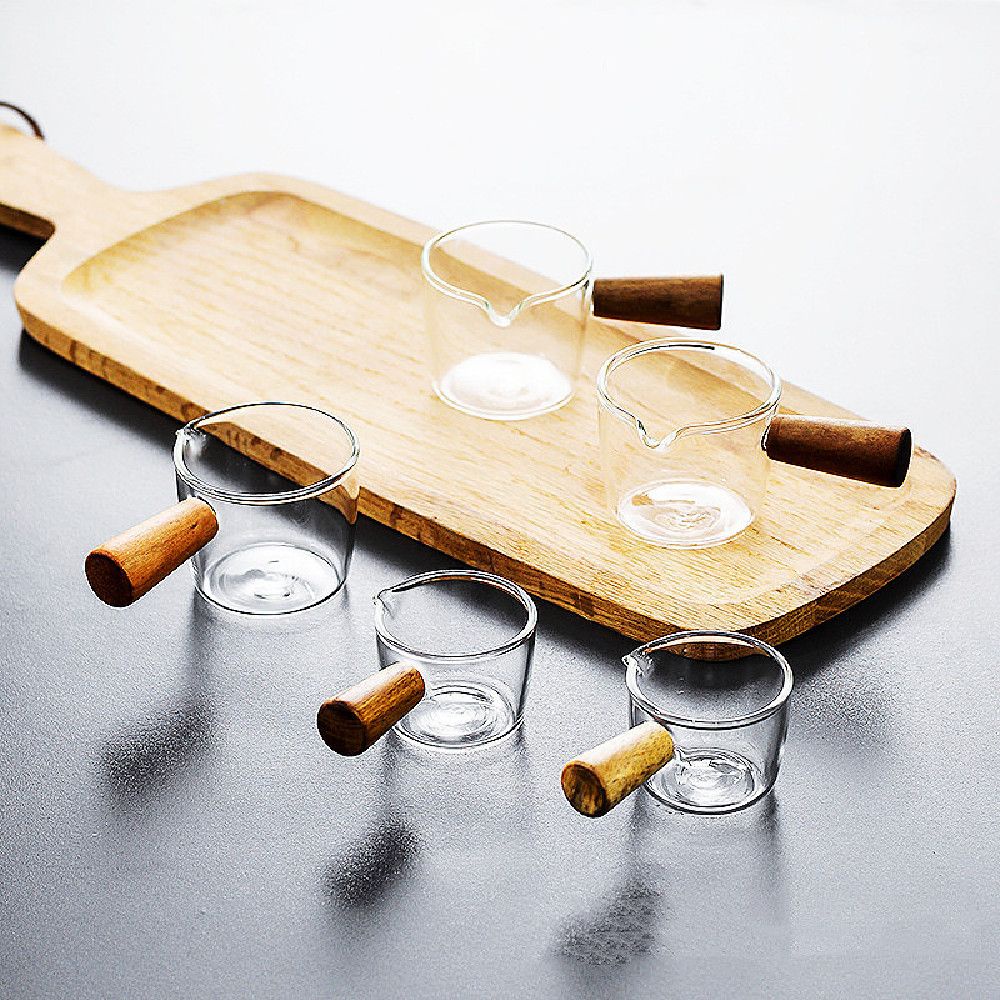 Cốc Thủy Tinh Có Tay Cầm Chịu Nhiệt Thiết Kế Nhỏ Gọn Tiện Dụng