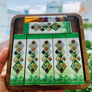 Dầu gió Thái Lan 13 thảo dược dạng lăn