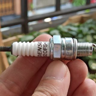Bugi Denso U20FS-U chân ngắn 10mm
