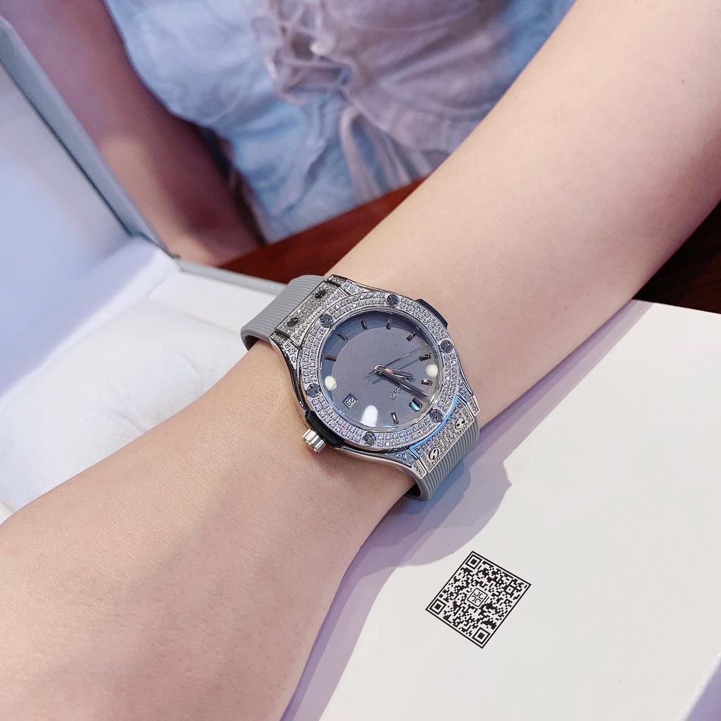 New 2022 Đồng Hồ Nữ Rivero , Size 34mm , Dây Cao Su Màu Xám