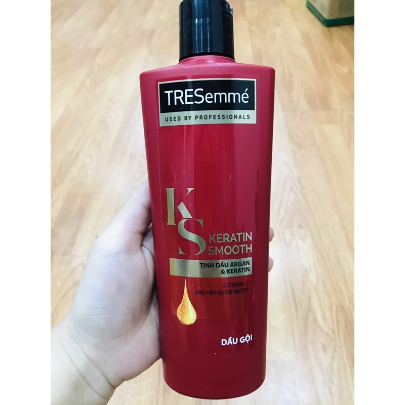 Dầu gội Tresemme Keratin Smooth 330ml