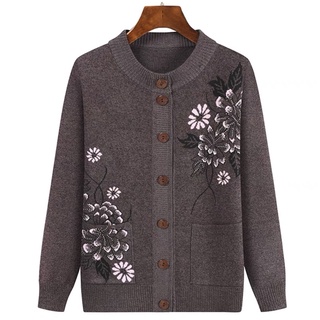 Áo khoác len thêu hoa cho người già