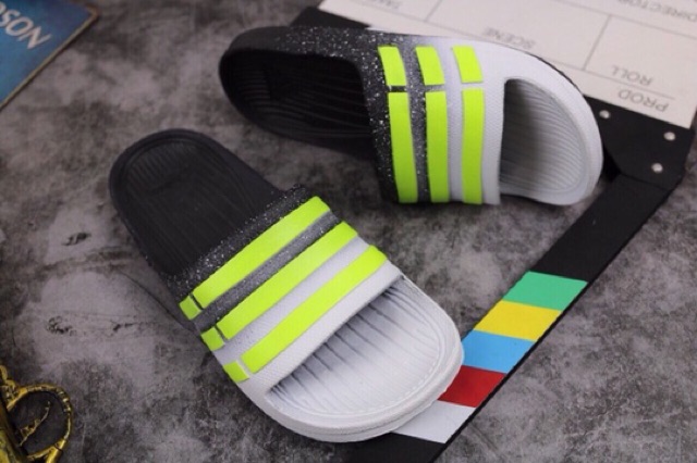 (Hot) Dép Adidas 3 Sọc Đúc Quai Ngang Màu HOT SIÊU BỀN