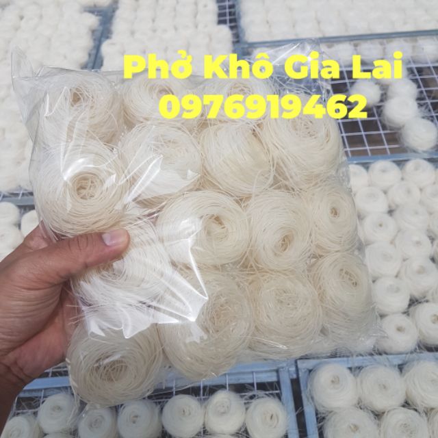 1 KG PHỞ KHÔ GIA LAI - CHÁNH GỐC - DẠNG CUỘN