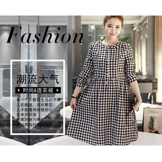 VÁY BẦU CỔ TÀU NẰM ĐEN
