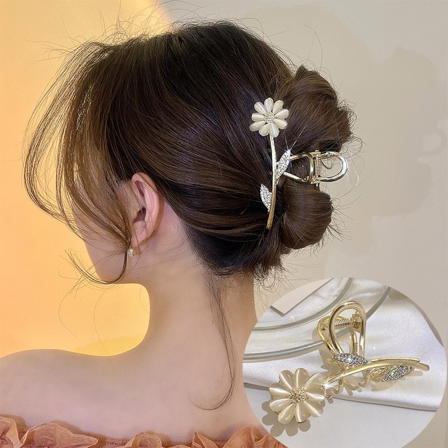 Kẹp Tóc Hoa Cúc Đính Đá Xinh Xắn