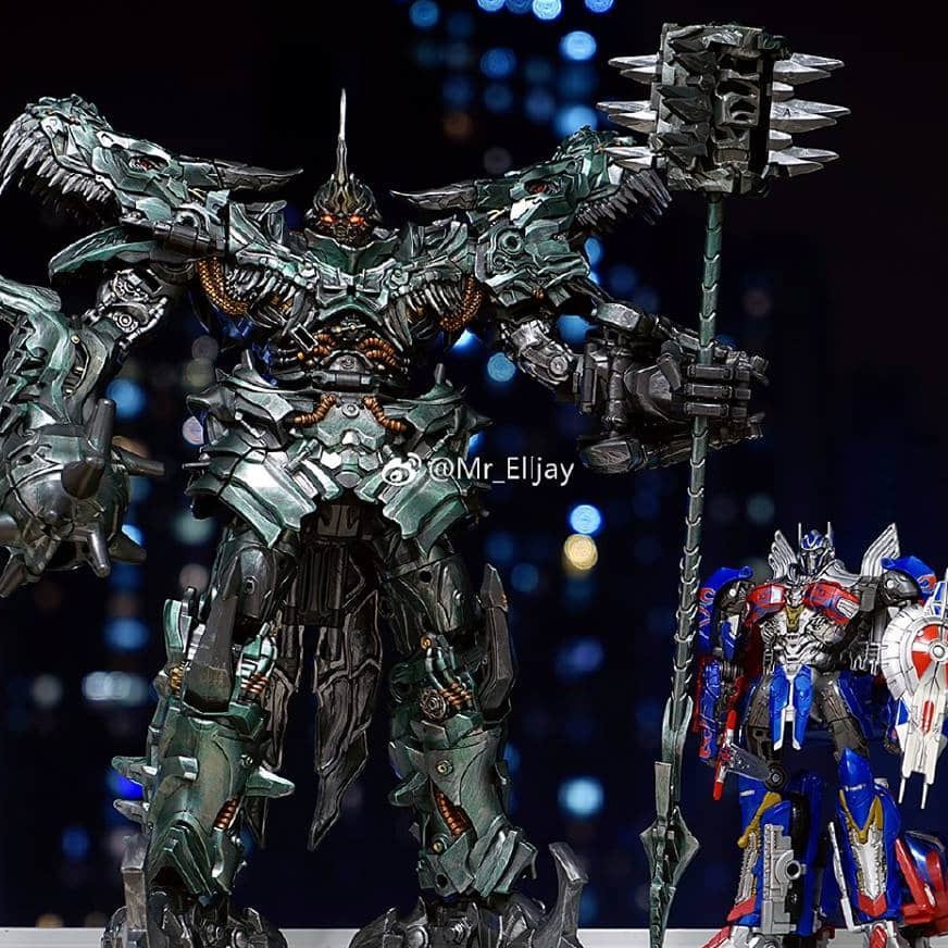 Mô hình Transformer LS-05 LS05 LS 05 BMB 38cm lắp ghép người máy robot biến hình khủng long Grimlock robot Black Mamba