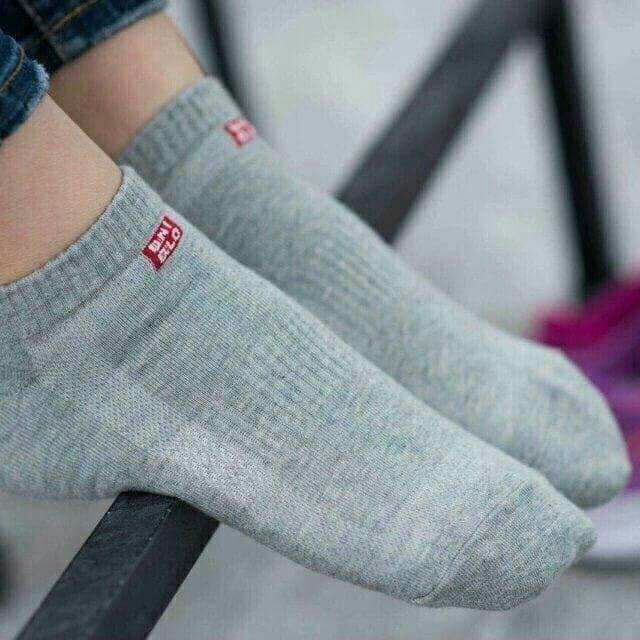 10 đôi tất uniquilo