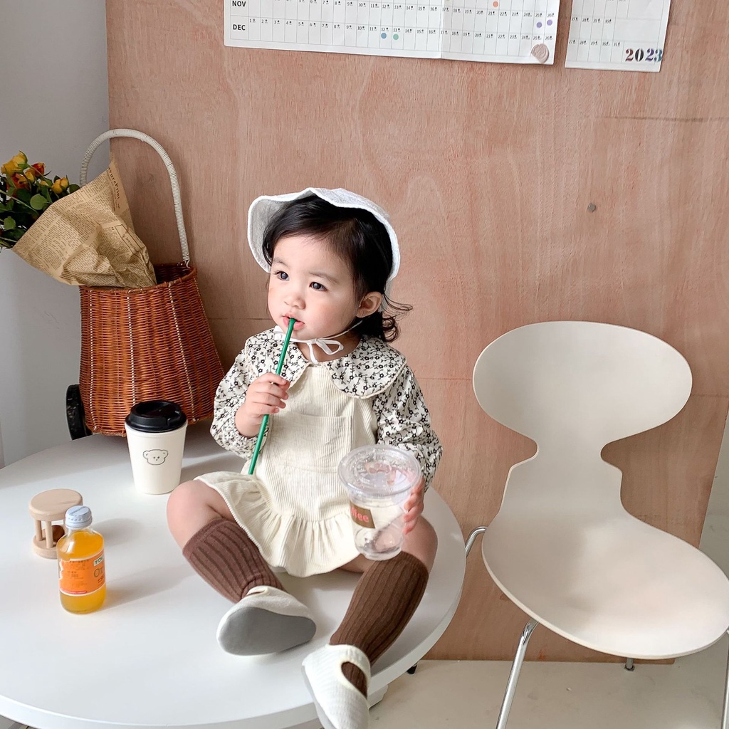 Bộ yếm kèm áo hoa cổ sen bé gái đáng yêu phong cách Hàn quốc