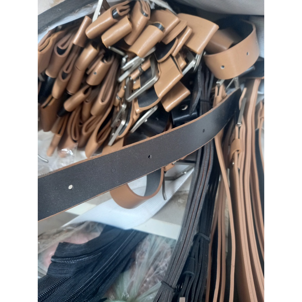 THẮT LƯNG QUẦN SHORT NỮ. CHẤT DA MỀM MẠI. MẶT  PHỤ KIỆN INOX KHÔNG DỈ