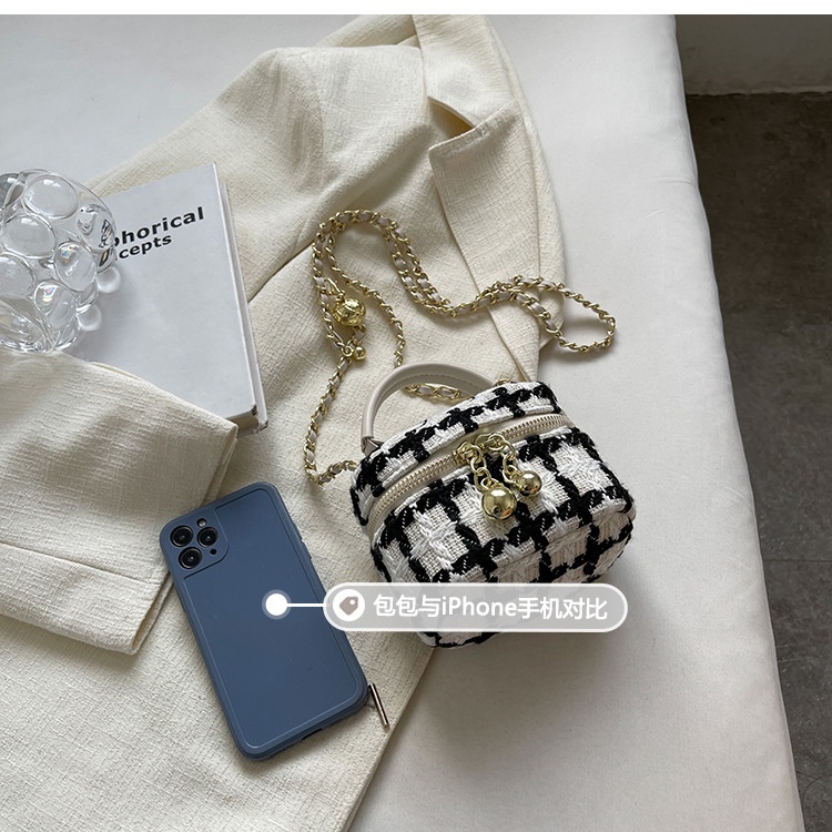 Túi Đeo Chéo mini Bằng Vải Len niche Thiết Kế Phổ Biến Thời Trang Mùa Hè 2022 Mới Dành Cho Bạn Nữ