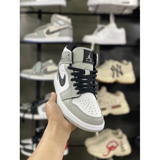 Giày JD màu xám bản Trung ( nói ko với JD Việt Nam )