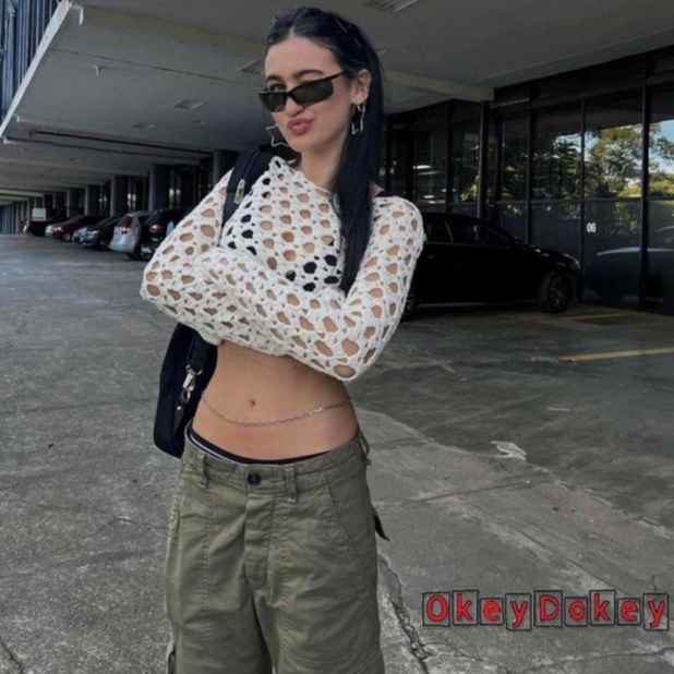 Áo Croptop Dệt Kim Tay Dài Màu Trơn Dáng Ôm Thiết Kế Khoét Lỗ Đơn Giản Thời Trang Cho Nữ