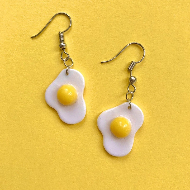 Khuyên tai trứng rán