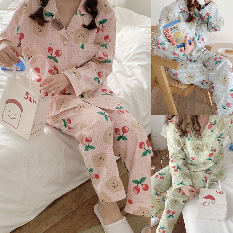 Bộ Đồ Ngủ 2 Món Áo Sơ Mi Tay Dài Cài Khuy In Hình Gấu Phối Quần Dài Kẻ Sọc Thời Trang Mùa Xuân Dễ Thương Cho Nữ