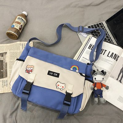 cặp đeo chéo may mắn tặng kèm stick hàng loại 1 siêu hót 2022