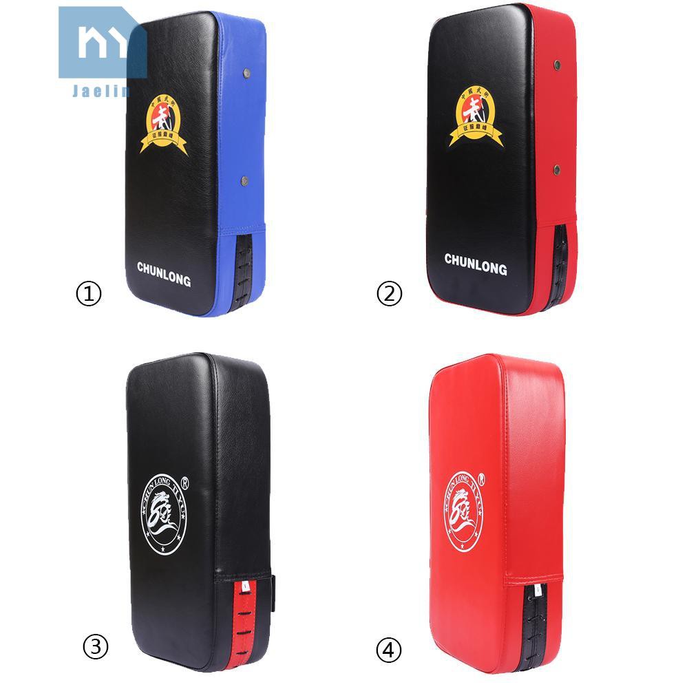 Miếng đấm đá tập võ Taekwondo