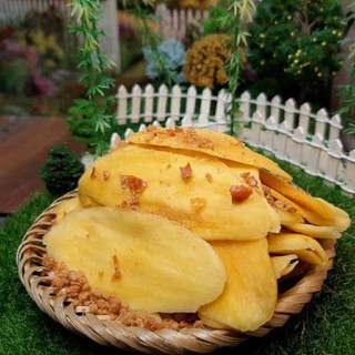 Xoài Sấy Dẻo Lắc Muối Ớt - Cực Ngon 100G / 250G / 500G