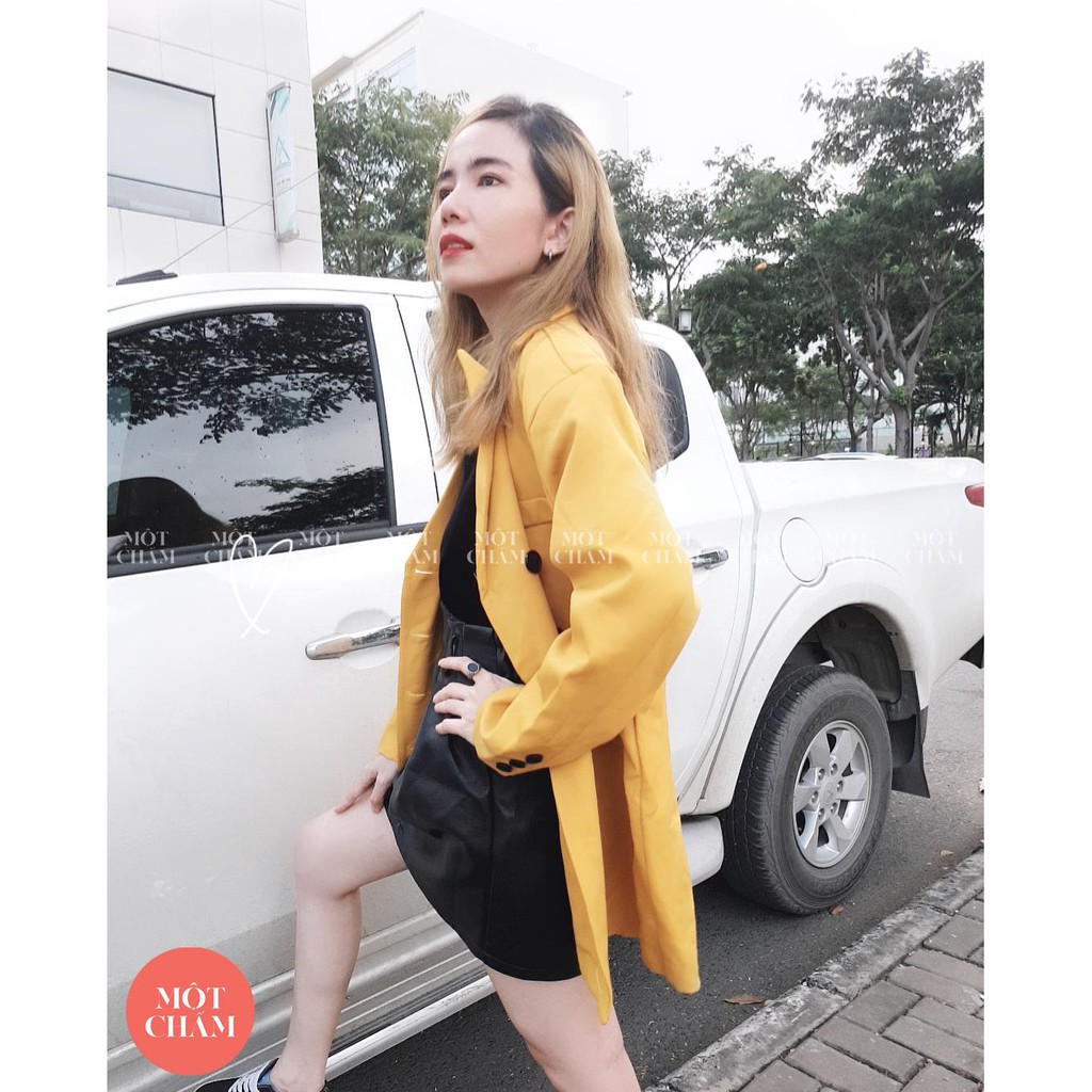 Áo khoác kiểu vest tay dài màu vàng cho nữ (áo blazer hai hàng nút)