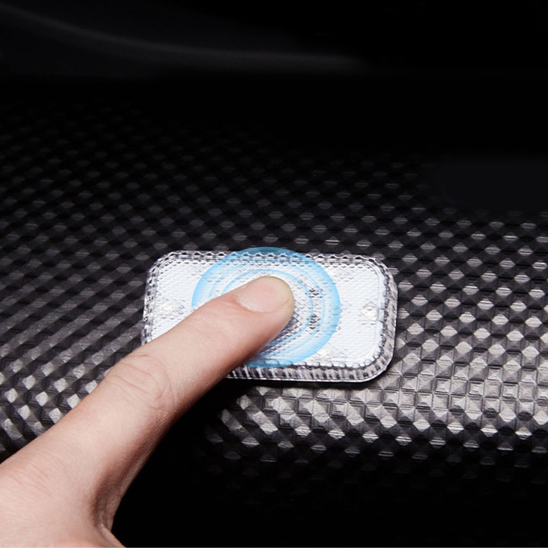 Đèn LED Đọc Sách Gắn Trần Xe Hơi Điều Khiển Từ Xa Không Dây