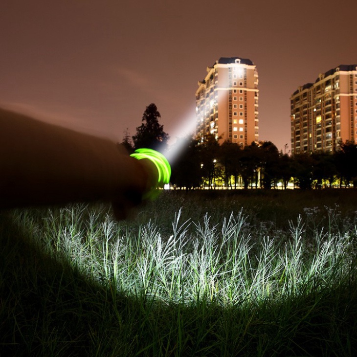 Đèn tích điện để bàn siêu sáng KENNEDE KN - 4316 .[Đèn pin 2 in 1]