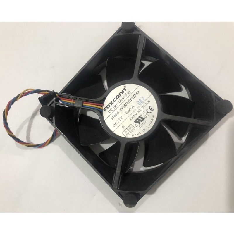 Fan 9cm chạy 12V 0.6A foxconn có jack cắm mới 98%