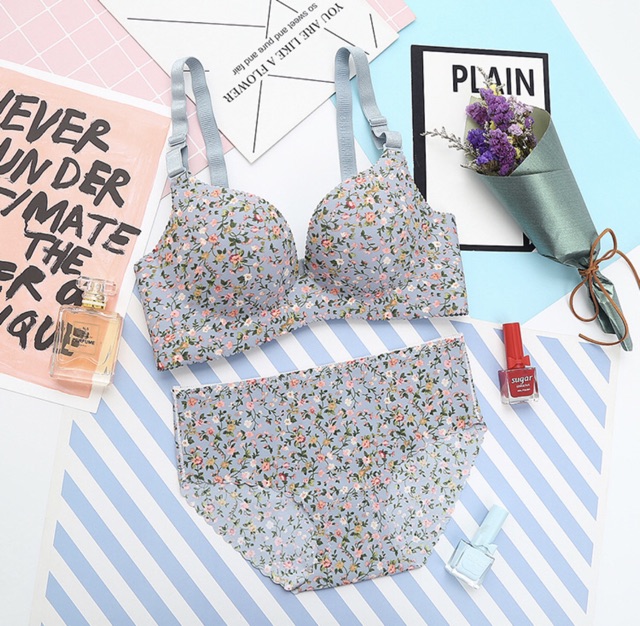 Bộ đồ lót nữ hoa nhí đệm dày không gọng | BigBuy360 - bigbuy360.vn