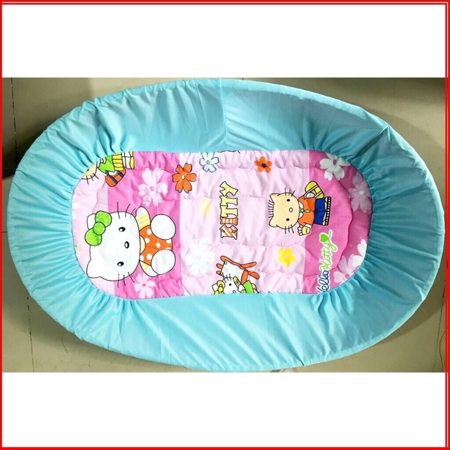 Nôi tre đan thoáng mát cho bé