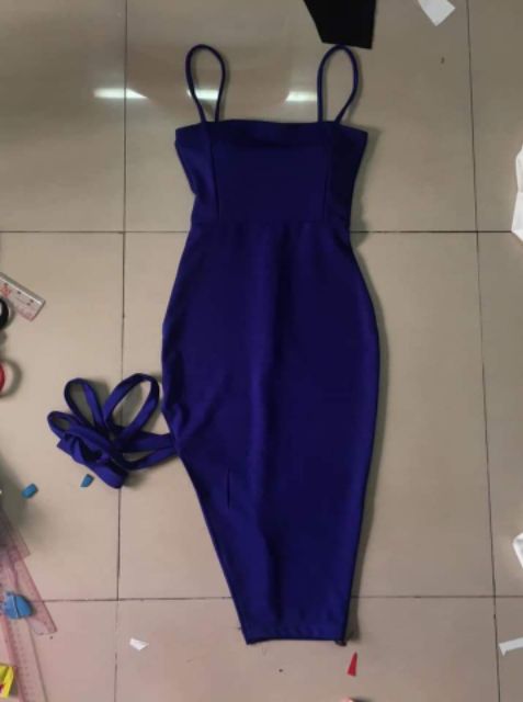 Đầm body 2 dây cột nơ đùi
