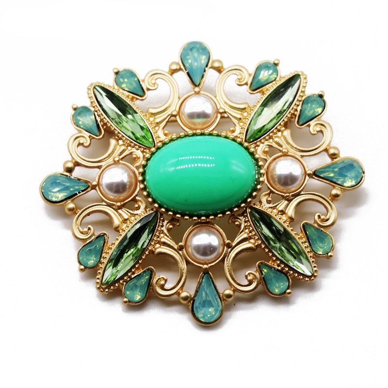 New Baroque Green Protein Effect Resin Gem Diamond Brooch Retro Elegant Brooch Reduced Age Temperament Brooch