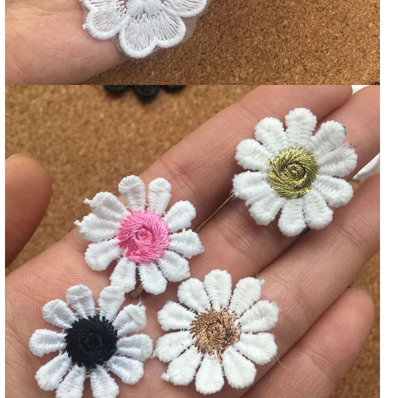 Miếng vá vải lụa mỏng polyester hình bông hoa ren 3D thêu trang trí quần áo