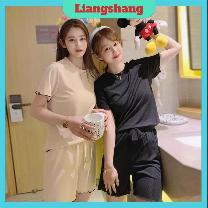 Bộ Ngủ Nữ Lụa Mặc Nhà Dễ ThươngFREESHIPBộ Mặc Nhà Quần Đùi Kiểu Dáng Hàn Quốc Cao Cấp