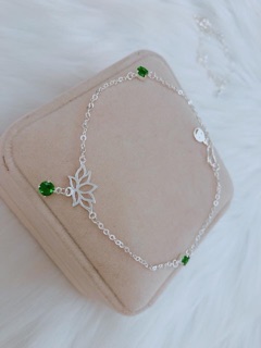 Lắc chân bạc ta