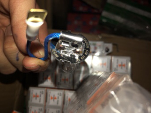 Sản phẩm gia đình làm: bongden| bóng h3 ĐAI KÊN 12v 24v 1 quả