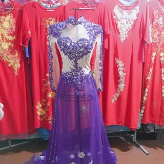 Đơn áo dài cho khách 300k