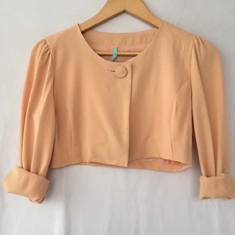 Áo blazer form ngắn Korea xinh xắn