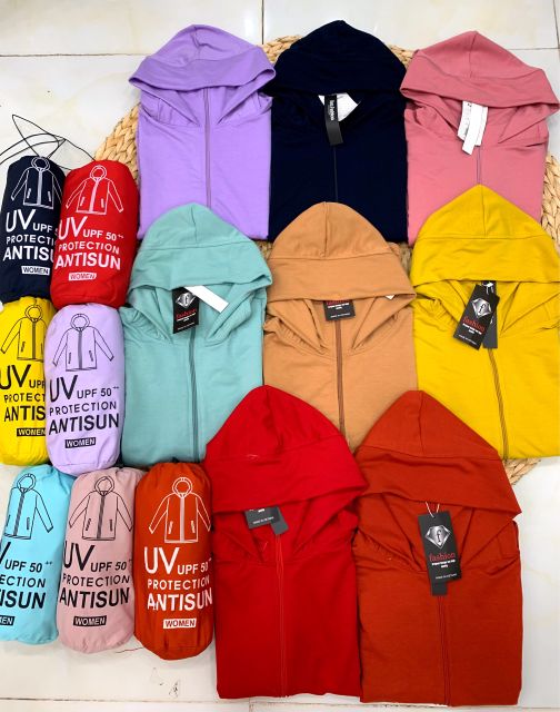 Áo khoác chống nắng cao cấp kèm bao đựng, hình thật 100% | BigBuy360 - bigbuy360.vn