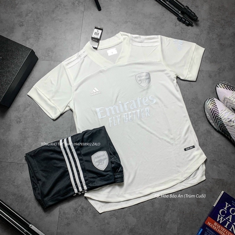 Tuyển tập các mẫu quần áo đá bóng CLB Arsenal 2022/2023