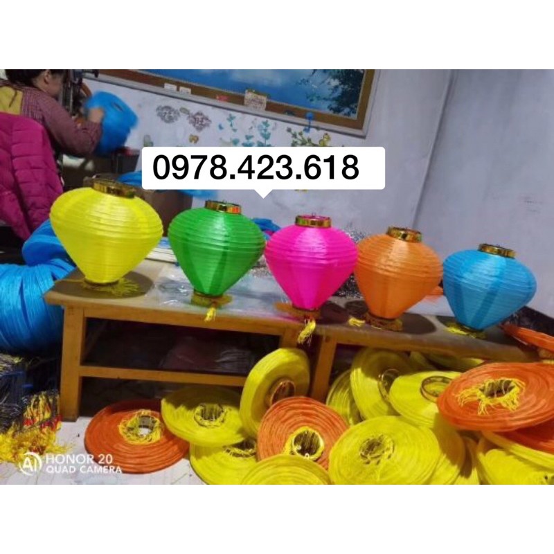 Đèn lồng Vải hình thoi 35cm - đèn lồng vải hình củ tỏi