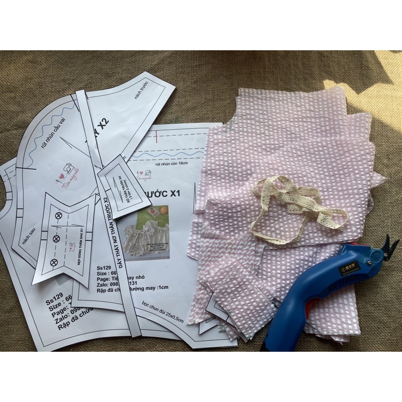 SS129_Rập giấy may body cổ vuông