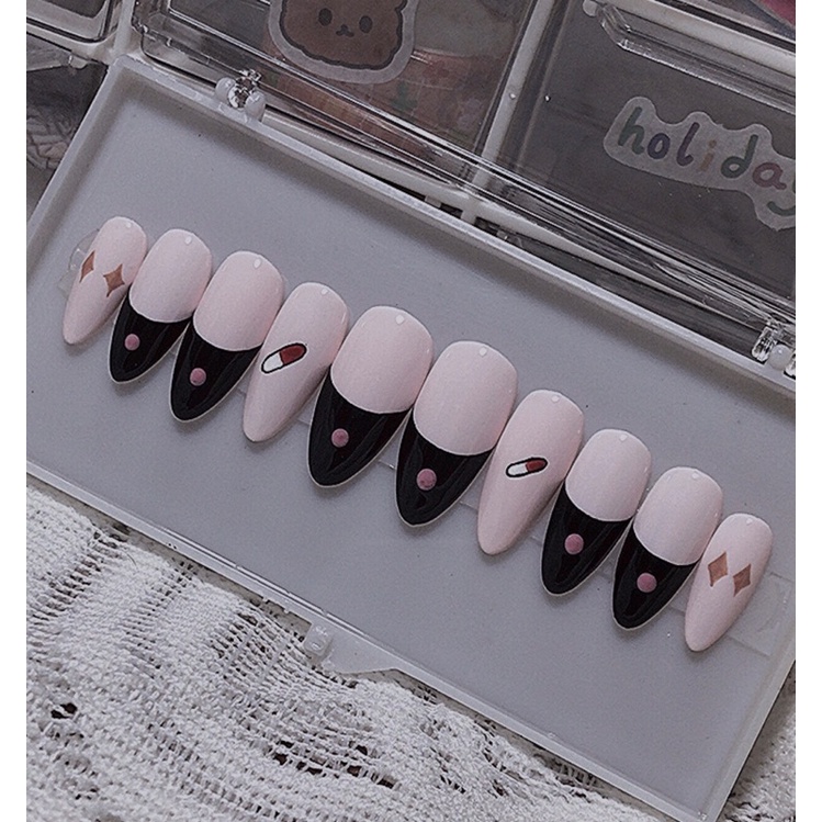 Nail box móng úp thiết kế Sanzu