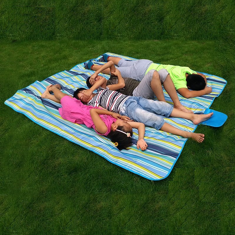 Thảm du lịch 1m8* 1m5 xếp gọn chống thấm nước - thảm picnic dã ngoại 1m8* 1m5