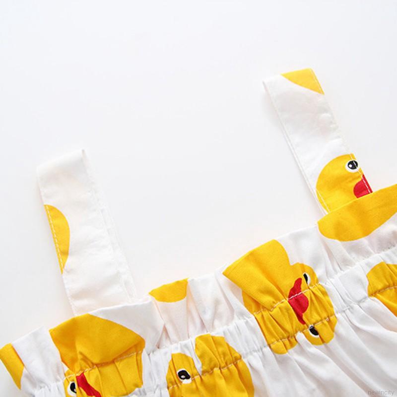 Bộ quần áo gồm 2 món áo không tay hình vịt vàng dễ thương + quần cho bé gái