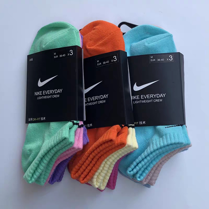 Tất Vớ Cổ Ngắn Nike Miniswoos Custom Tất Vớ Cổ Ngắn Bear Socks