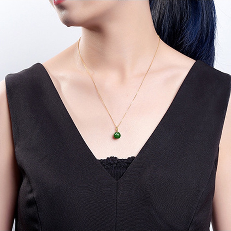 Vòng Cổ Choker Tông Vàng Mặt Đá Ngọc Lục Bảo Xanh Lá Thời Trang Cho Nữ